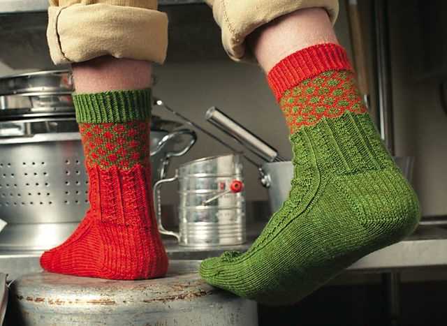 Free mens sock knitting patterns