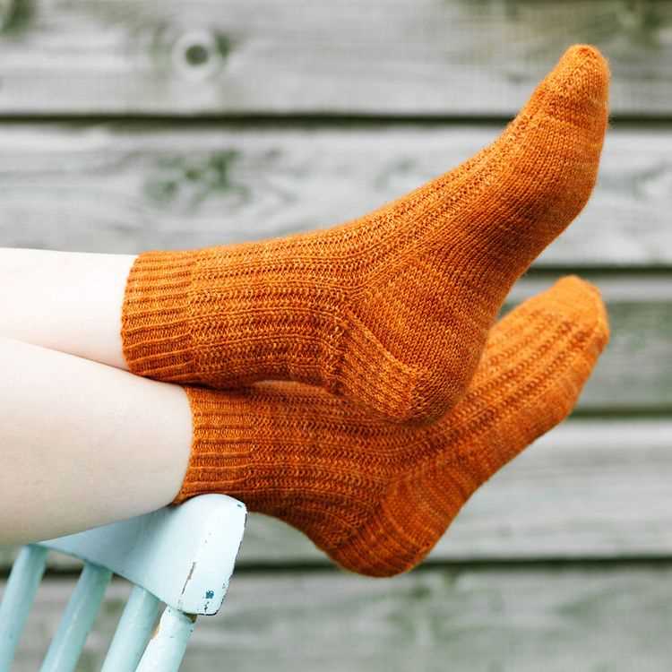 Free sock knitting patterns ravelry