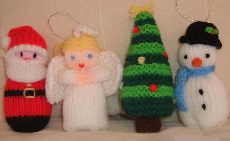 Free christmas bauble knitting pattern