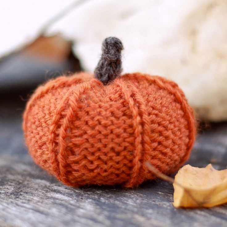 Free knitted pumpkin patterns