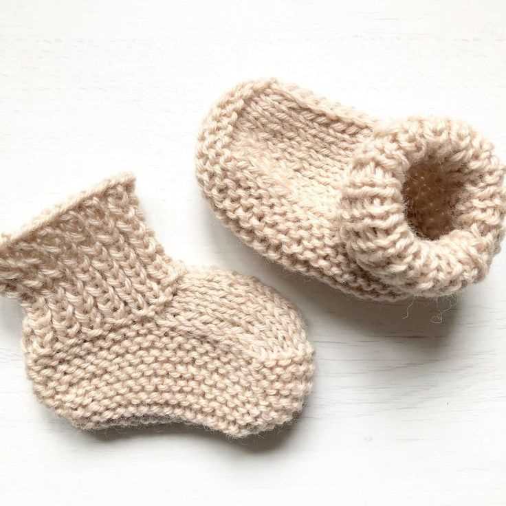 Free knitting patterns for baby booties
