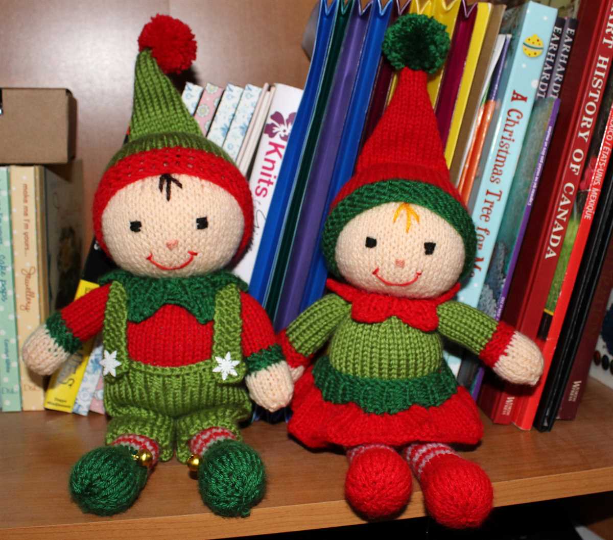 Free knitting patterns for christmas toys