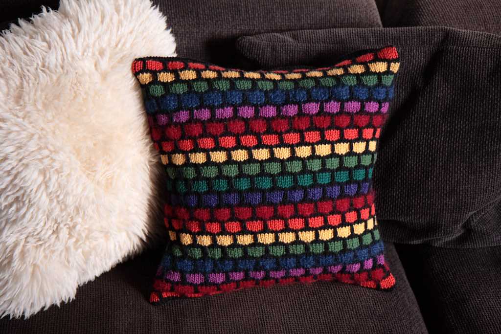 Free knitting patterns for pillows