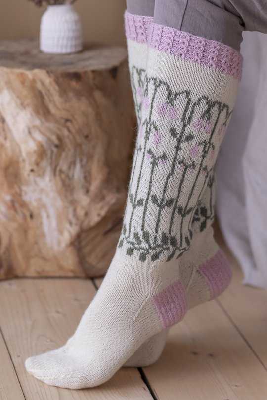 Free knitting patterns for socks