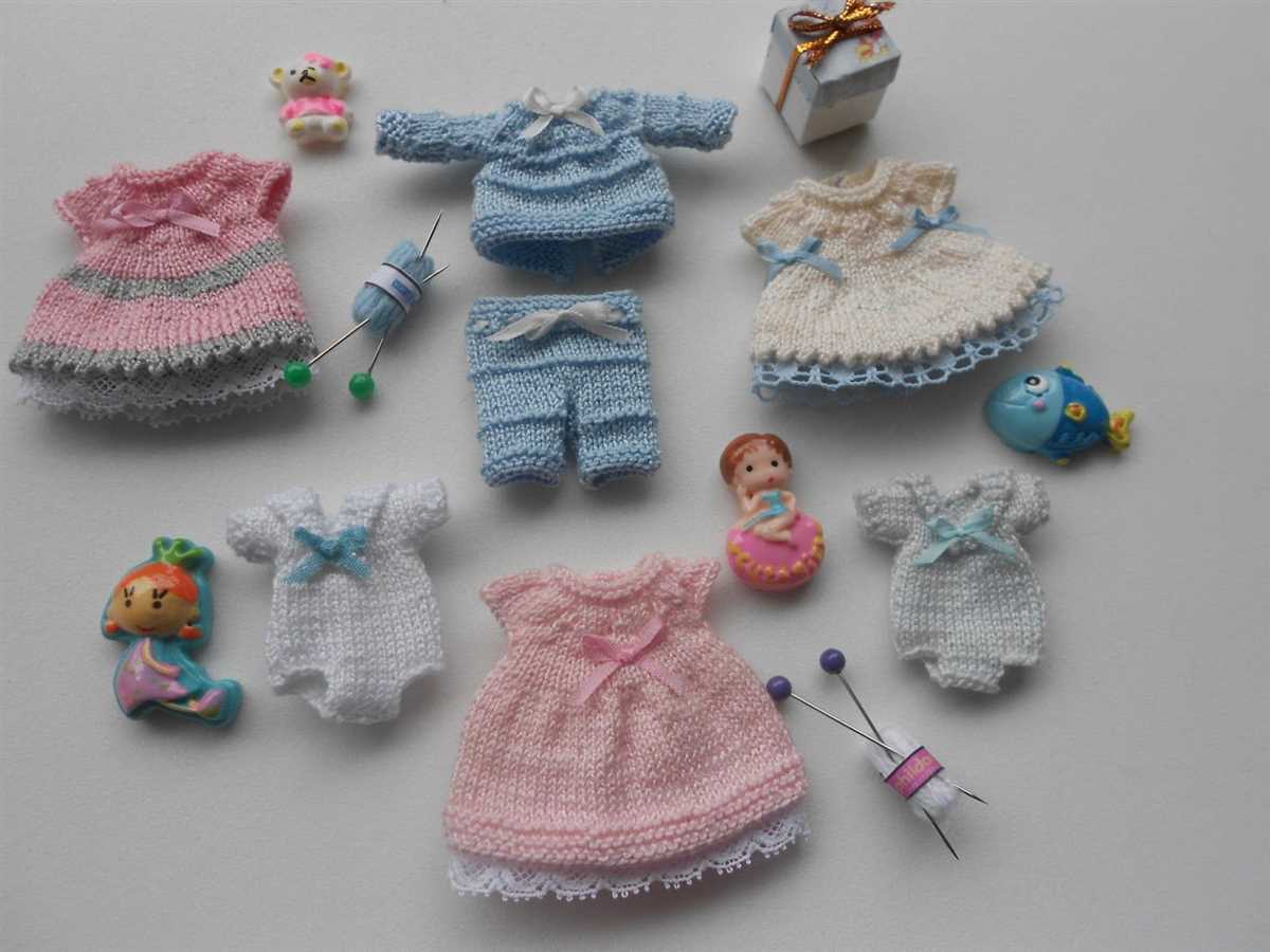 Free knitting patterns for tiny dolls