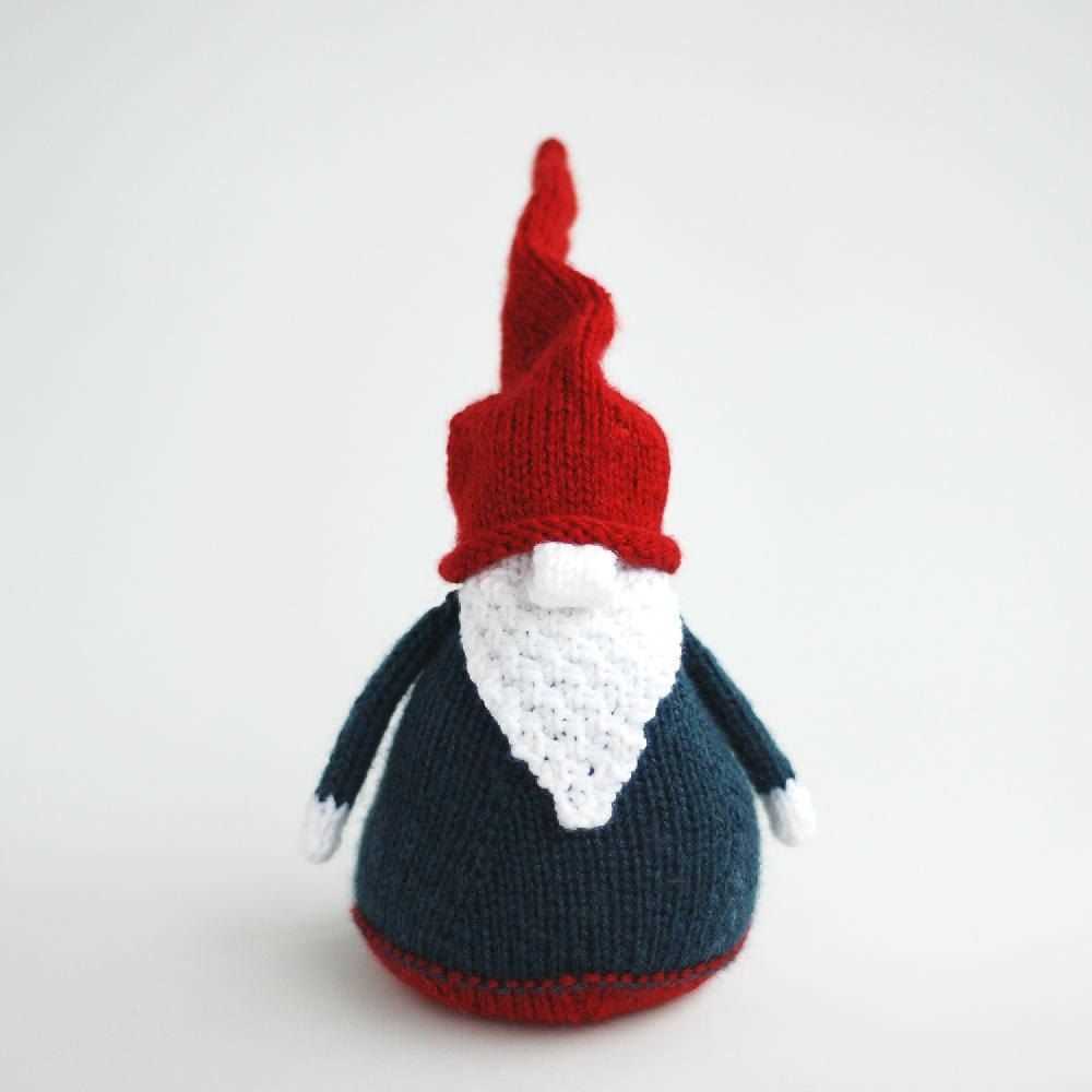 Gnome knitting patterns uk