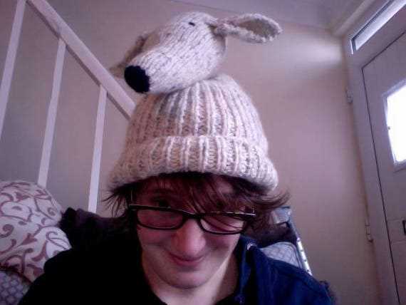 Stylish Knitting Pattern to Create Your Own Greyhound Hat Greyhound hat knitting pattern