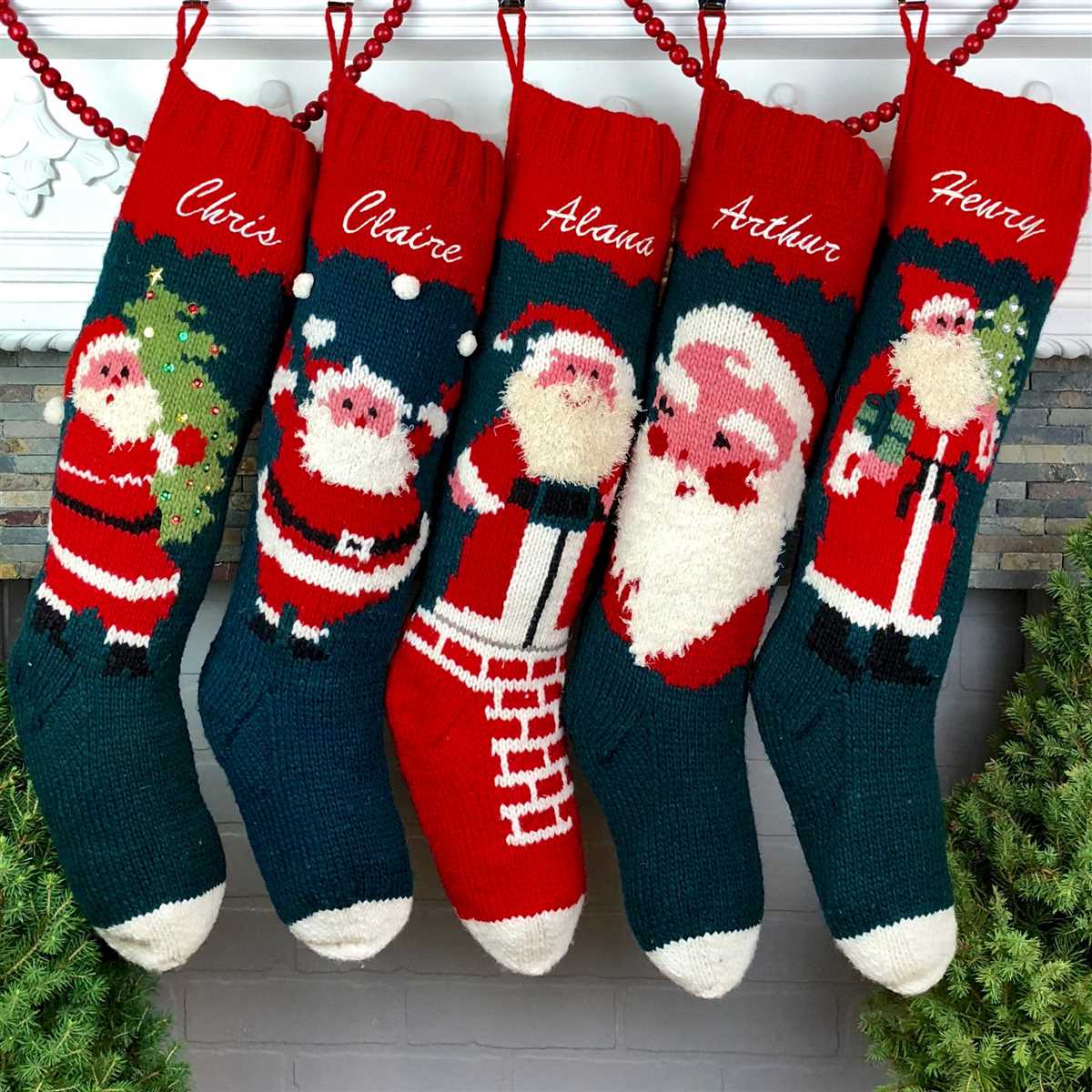 Create Beautiful Hand Knit Christmas Stockings with These Patterns Hand knit christmas stocking patterns
