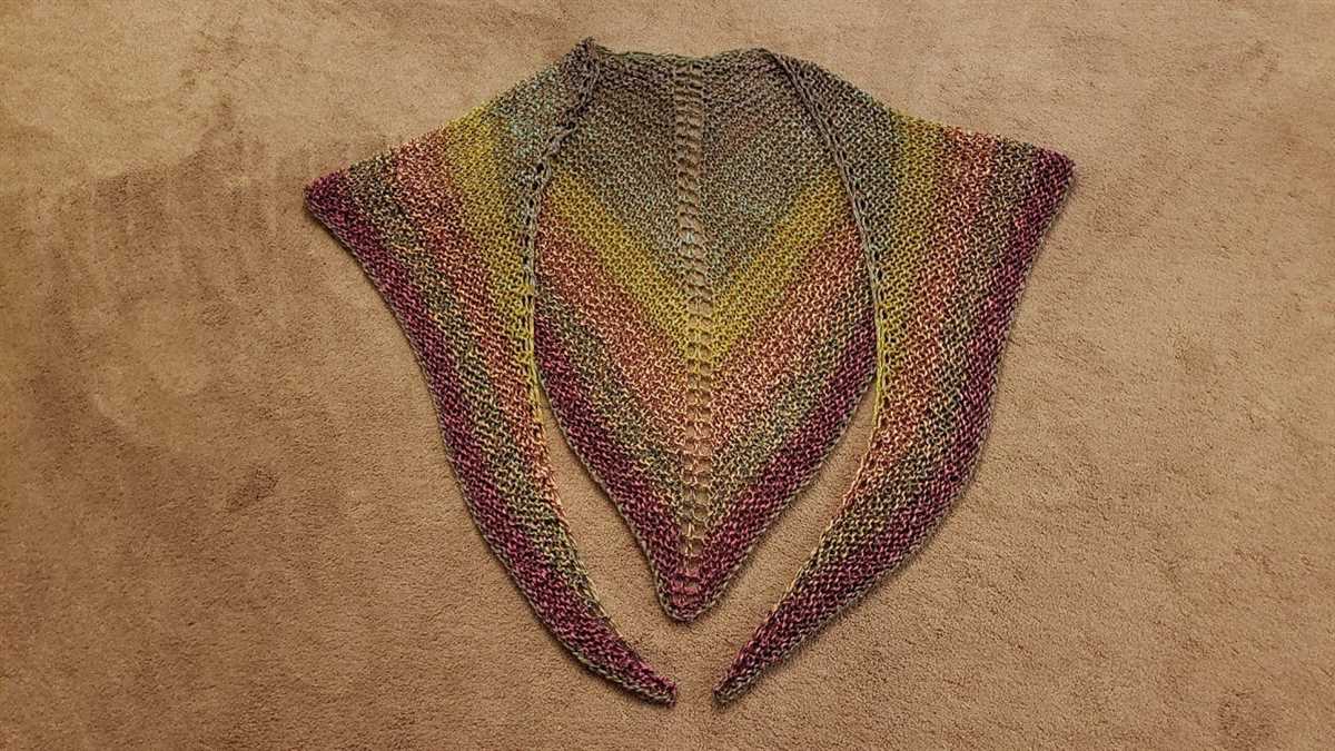 Heart shaped shawl knitting pattern