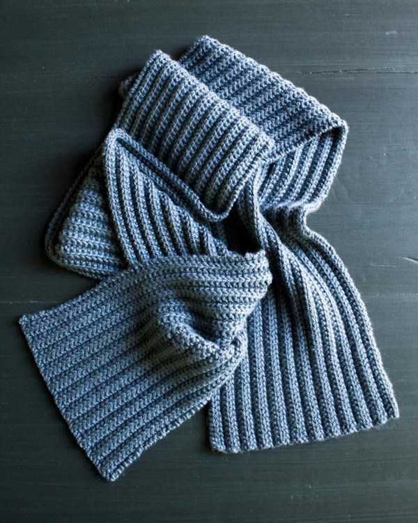 Knit and purl scarf pattern