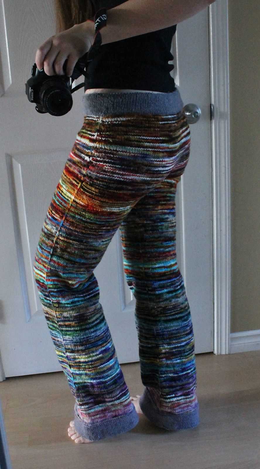 Knit pattern pants