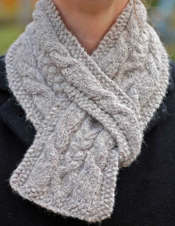 Knit pattern scarf