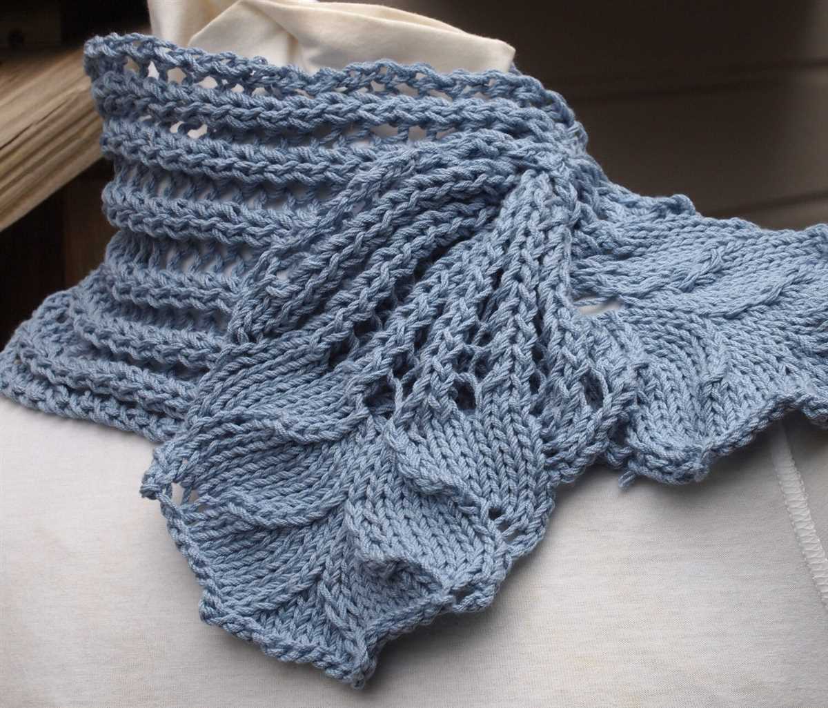 Knit pattern scarf