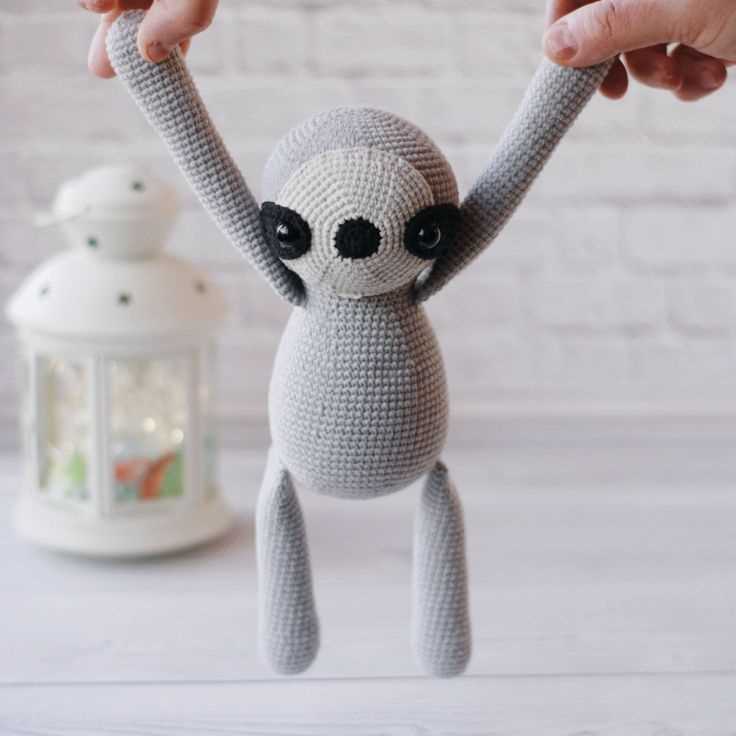 Knit sloth pattern