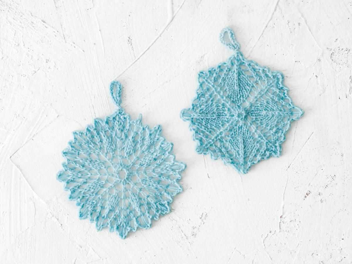 Knit snowflake pattern
