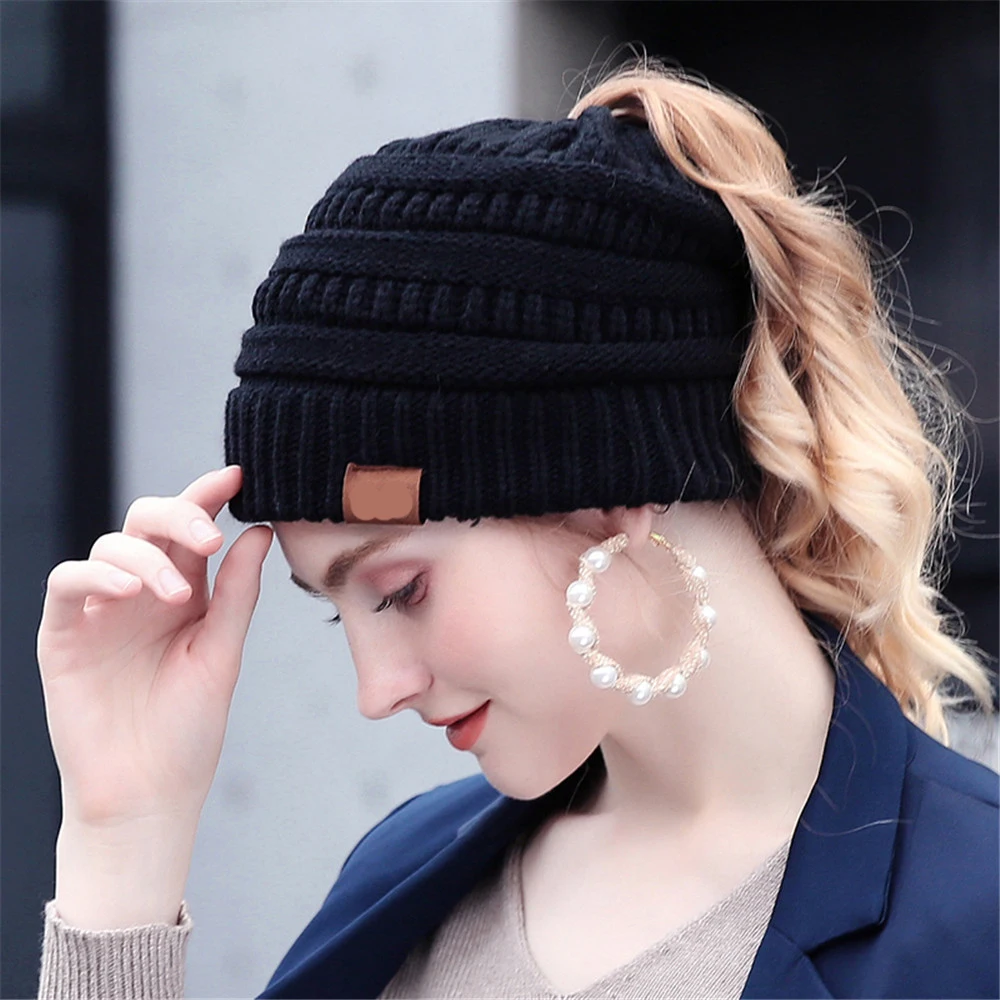 Knit ponytail beanie pattern