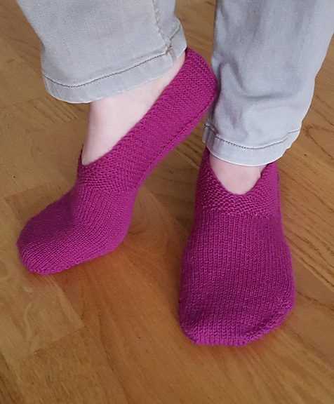 Knit slippers pattern