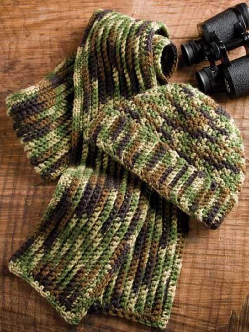 Knitted camouflage hat pattern