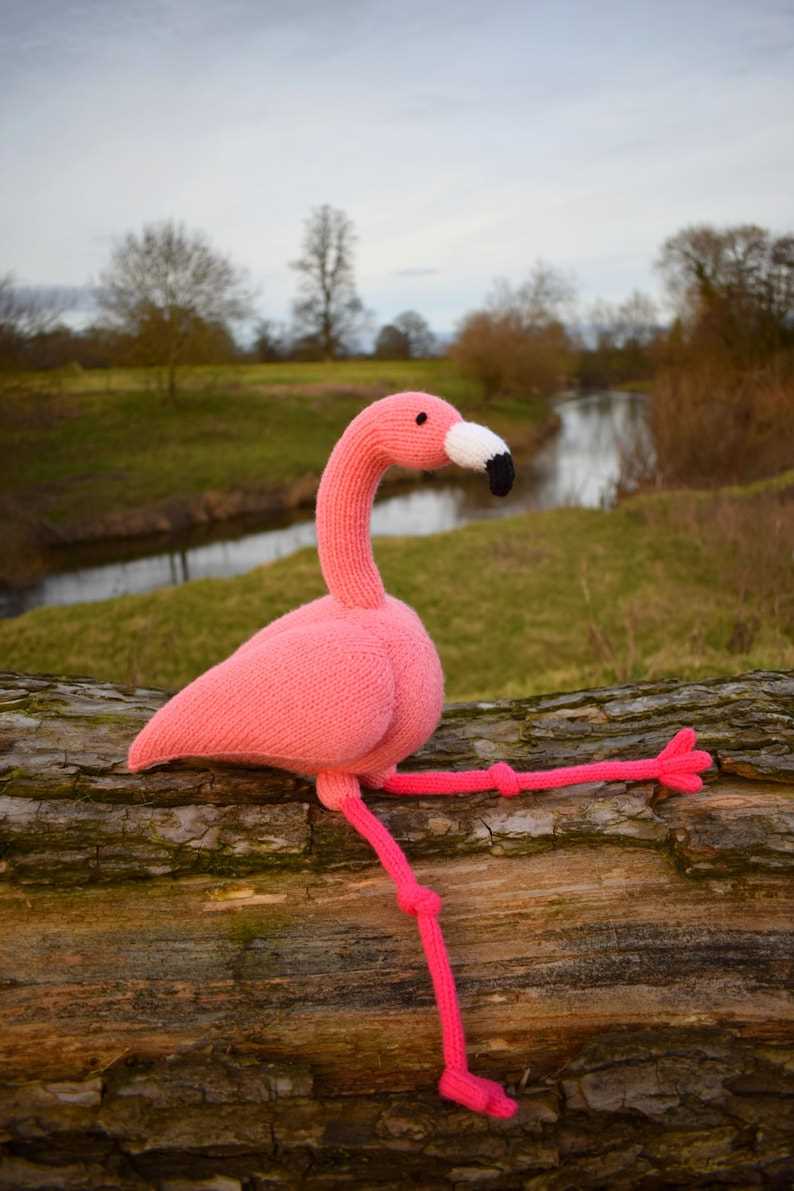 Knitted flamingo pattern