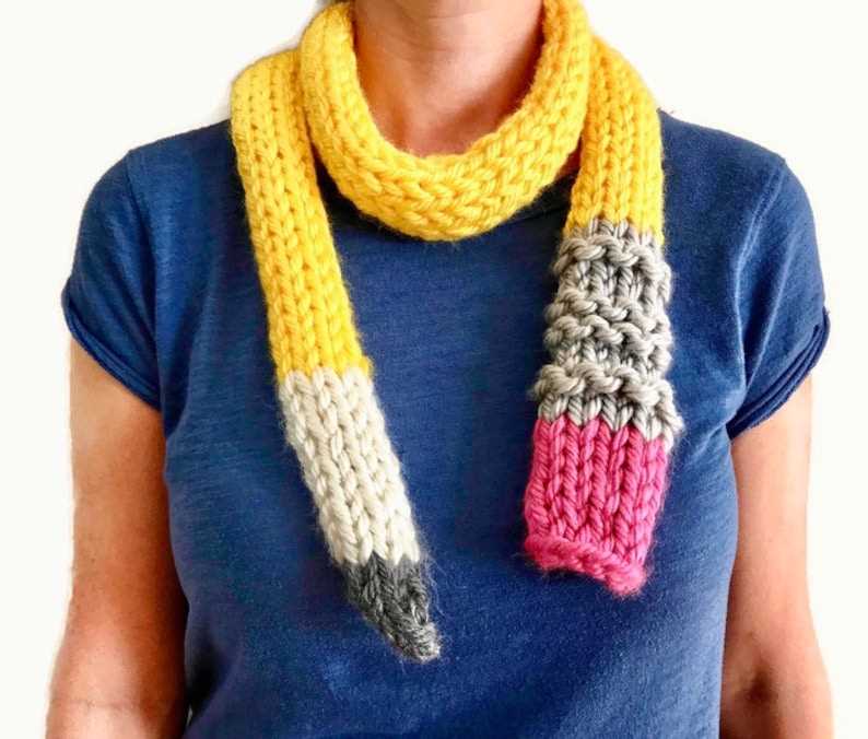 Knitted pencil scarf pattern