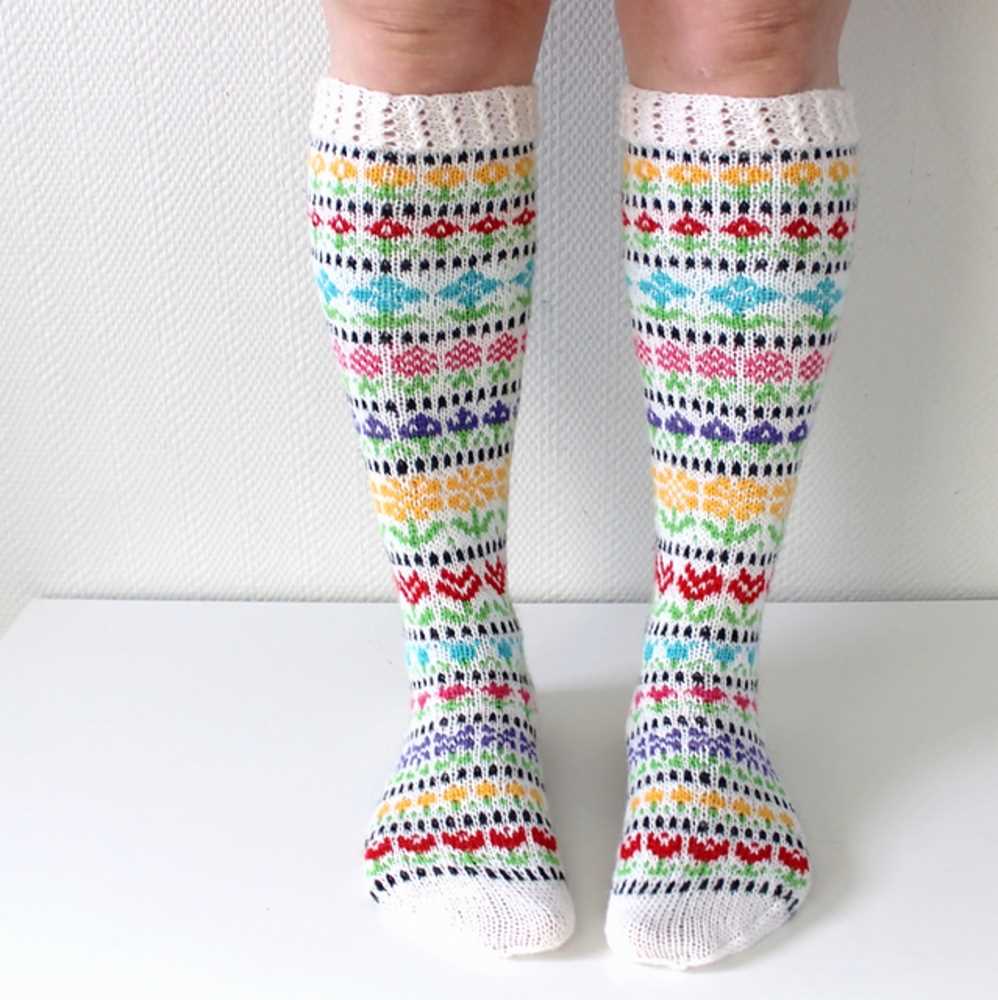 Knitted socks patterns