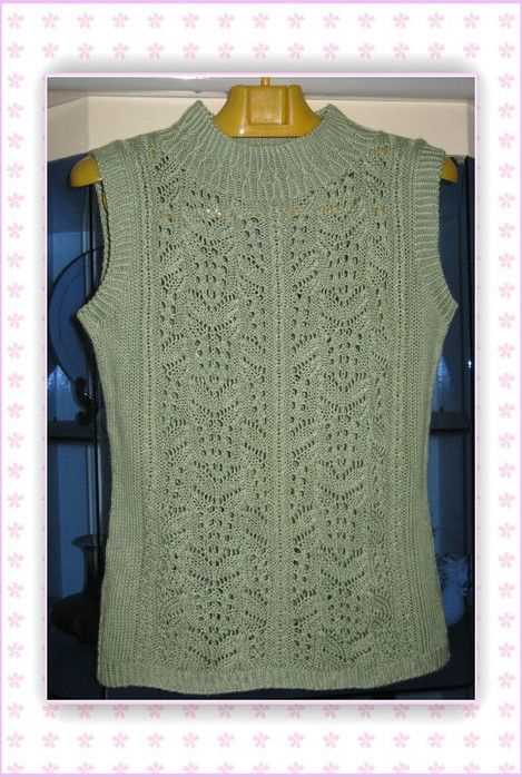 Knitted vest top free pattern