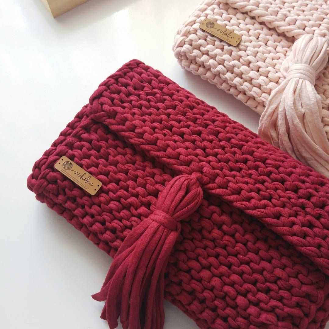 Knitted clutch purse pattern