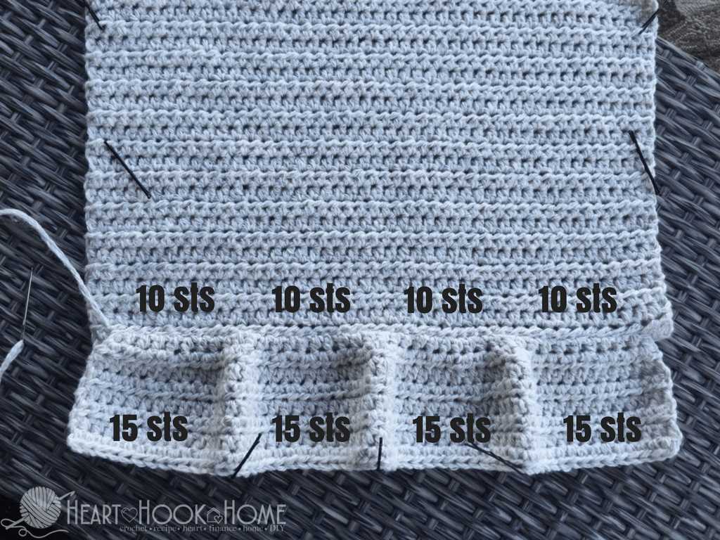 Knitted egg apron pattern