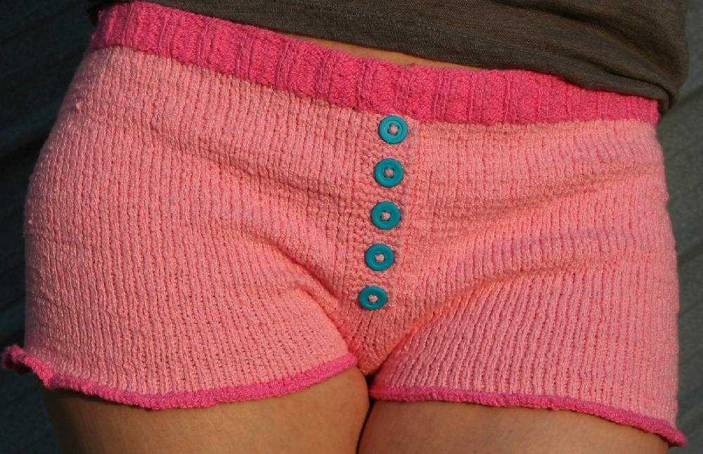 Knitted mens shorts pattern