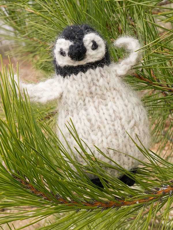 Knitted penguin toy pattern free