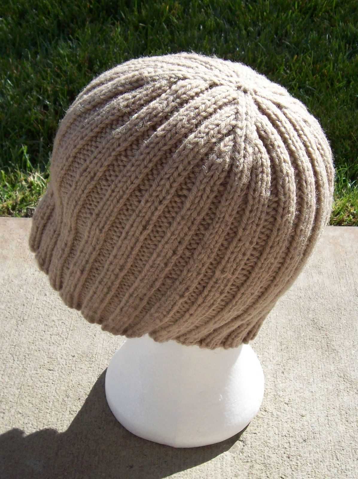 Knitted ribbed hat pattern free
