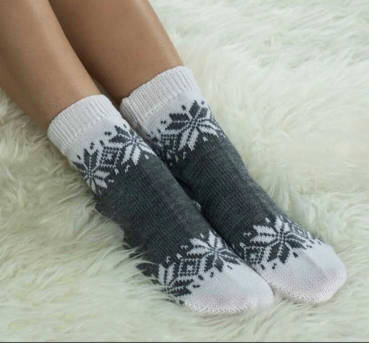 Knitted socks patterns
