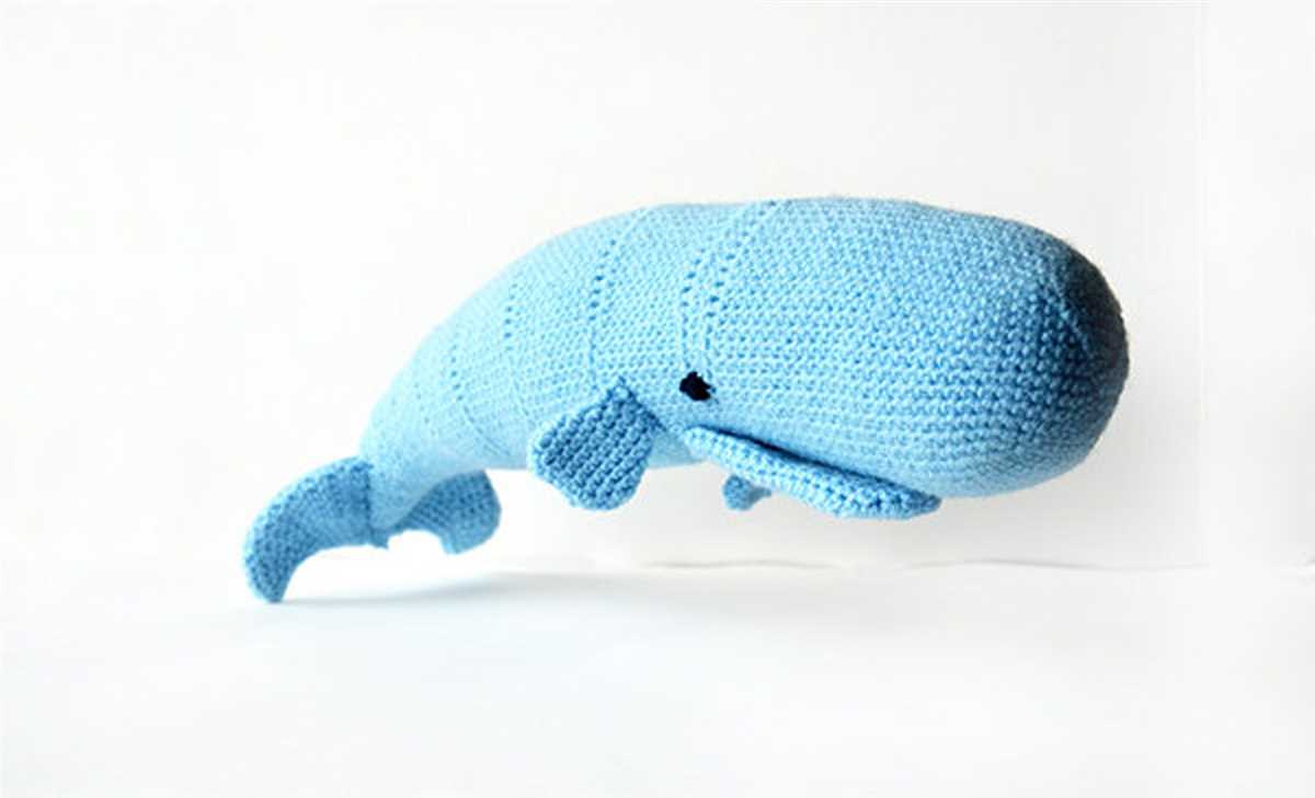 Knitted whale pattern free