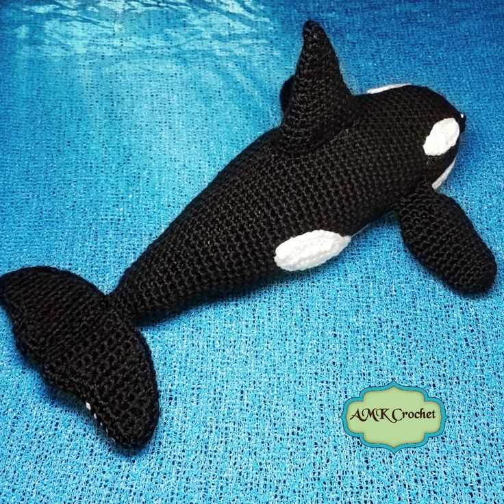 Knitted whale toy pattern