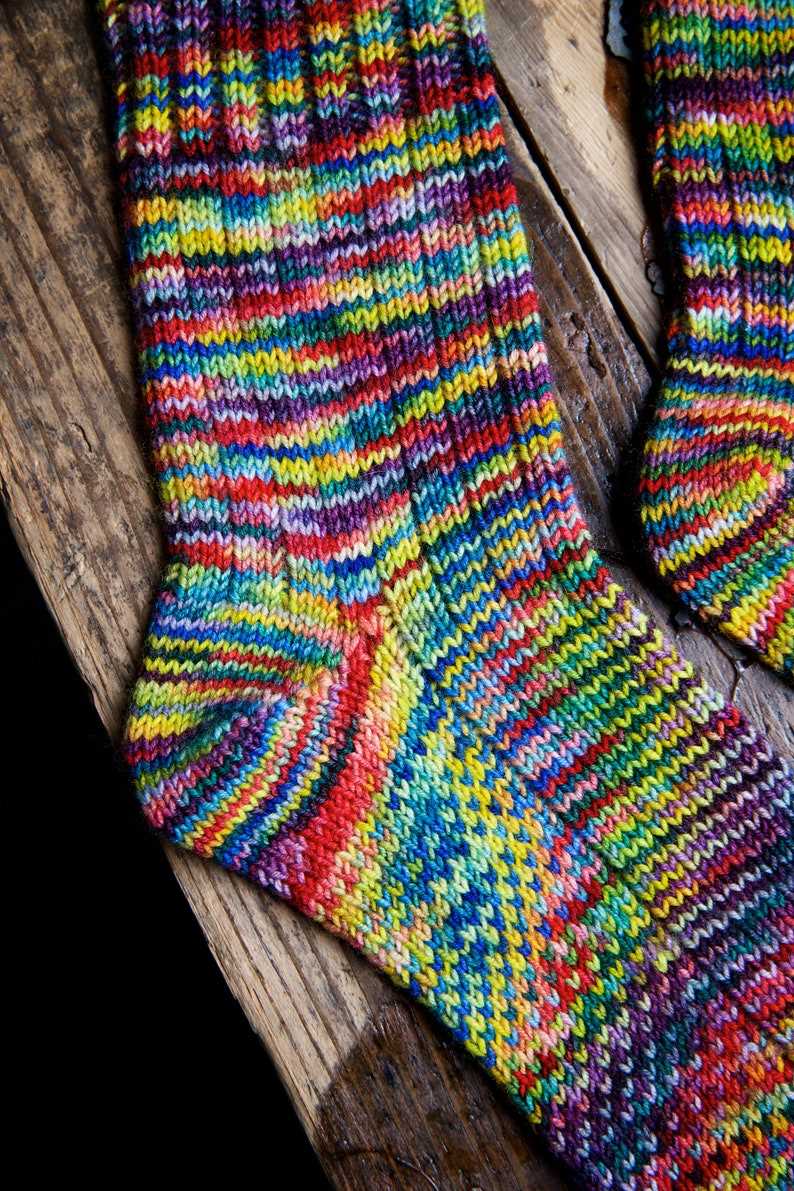 Knitting pattern men's socks circular needles