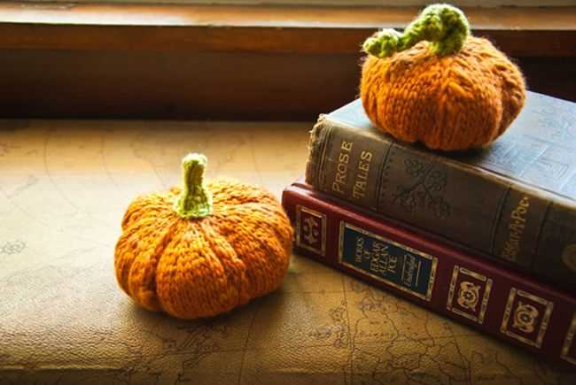 Knitting patterns pumpkins