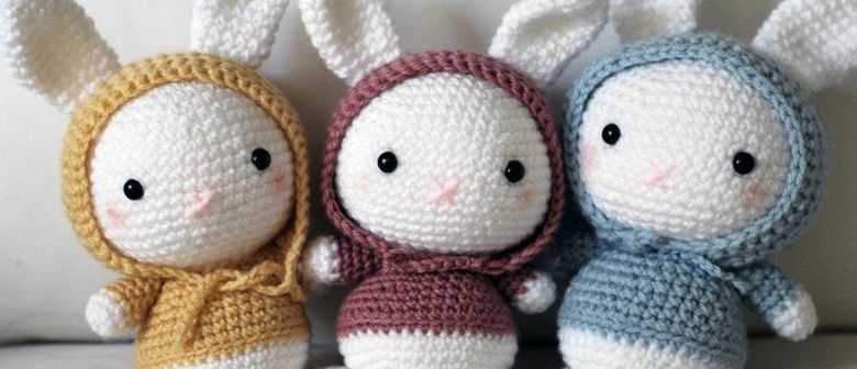 Knitting patterns toys free easy