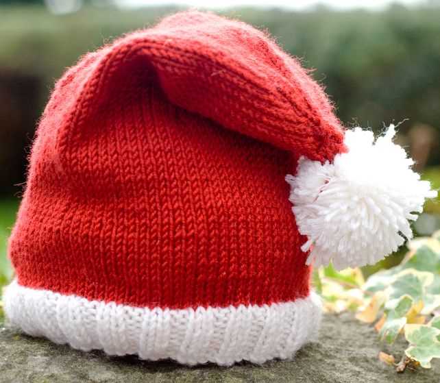 How to Create a Miniature Santa Hat with Knitting Needles Knitting pattern for small santa hat