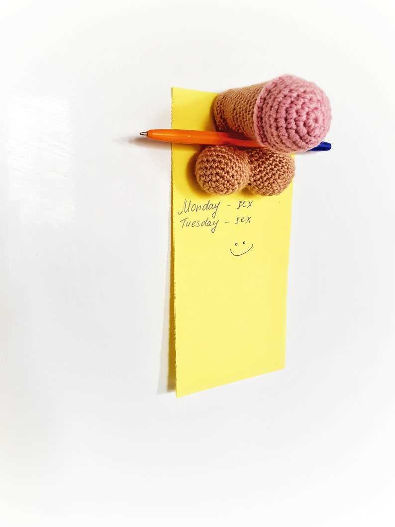 Knitting pattern magnets
