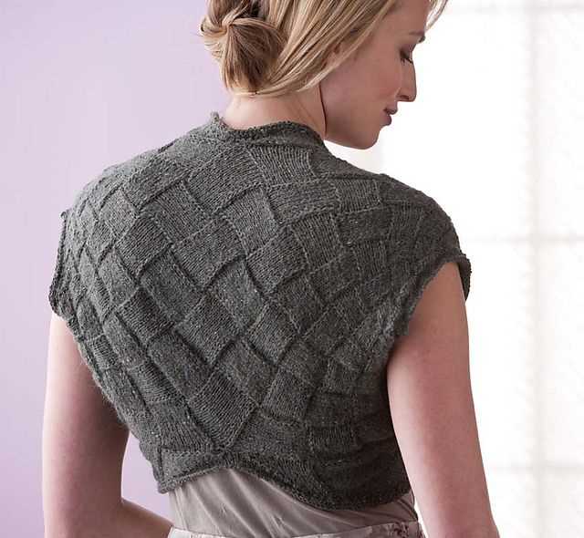 Knitting pattern shrug