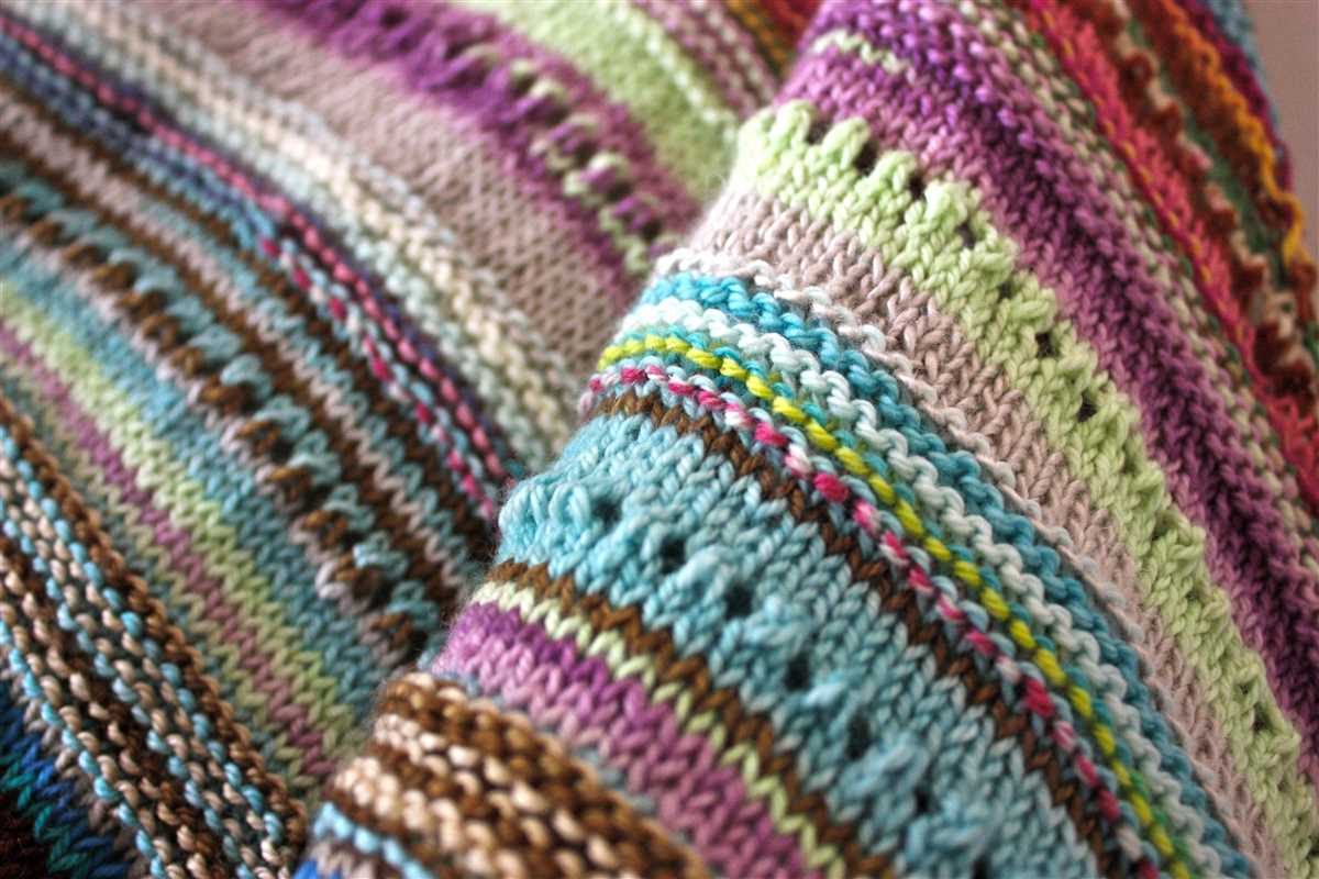 Knitting patterns using leftover yarn