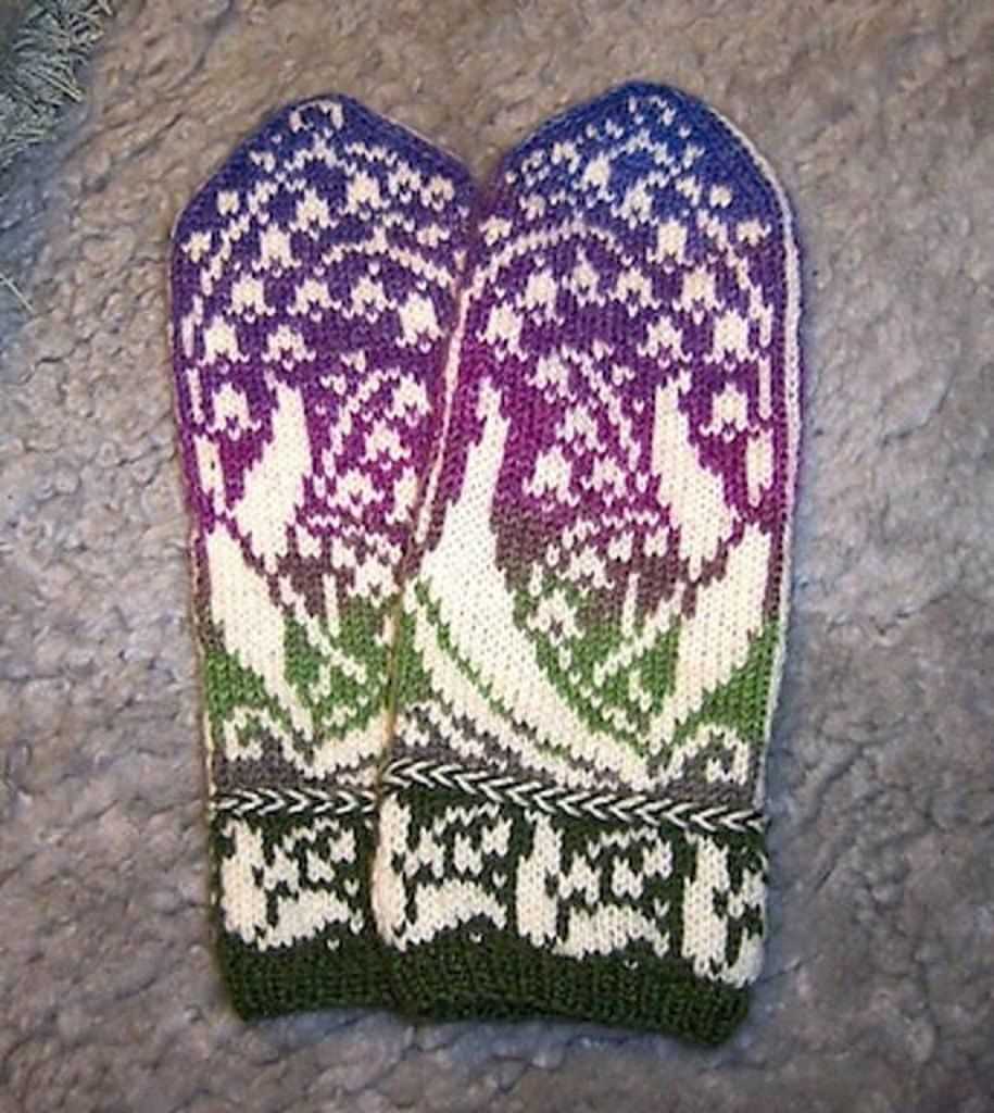 Lace mittens knitting pattern