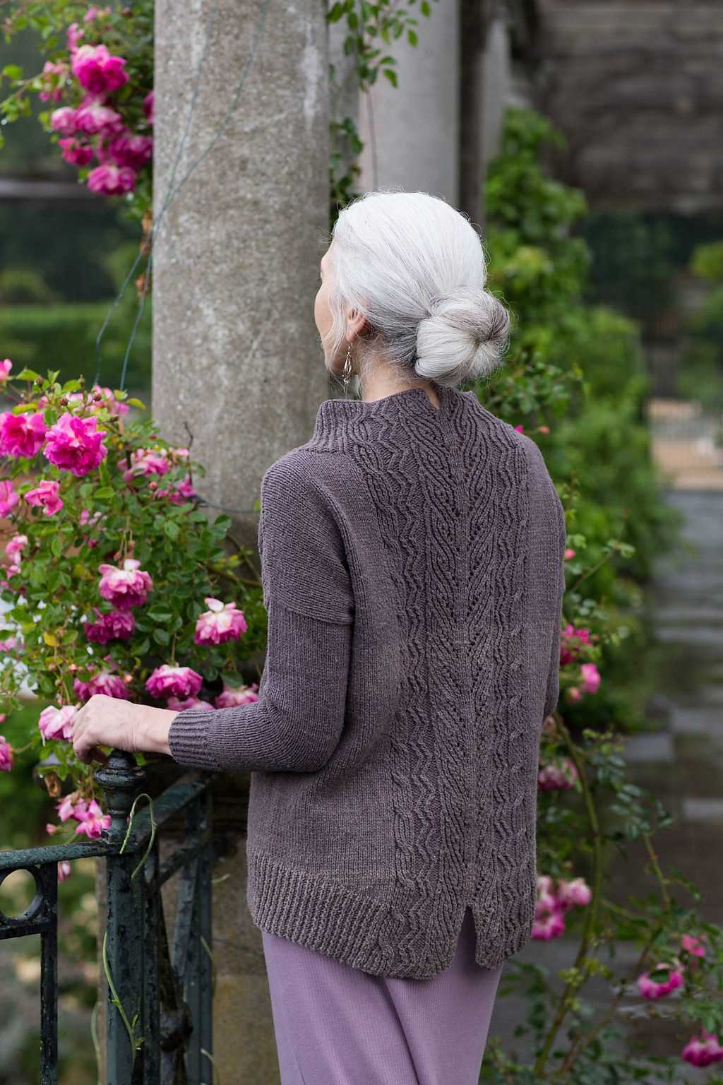 Ladies aran sweater knitting patterns