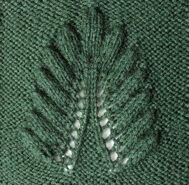 Leaf pattern knitting