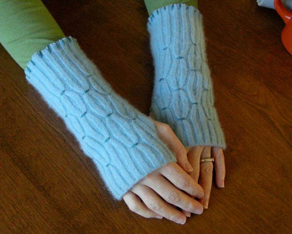 Loom knitting stocking pattern