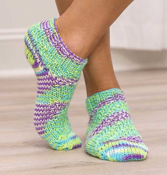 Loom knit socks pattern