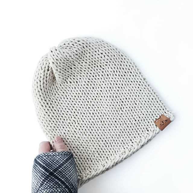 Loose knit beanie pattern