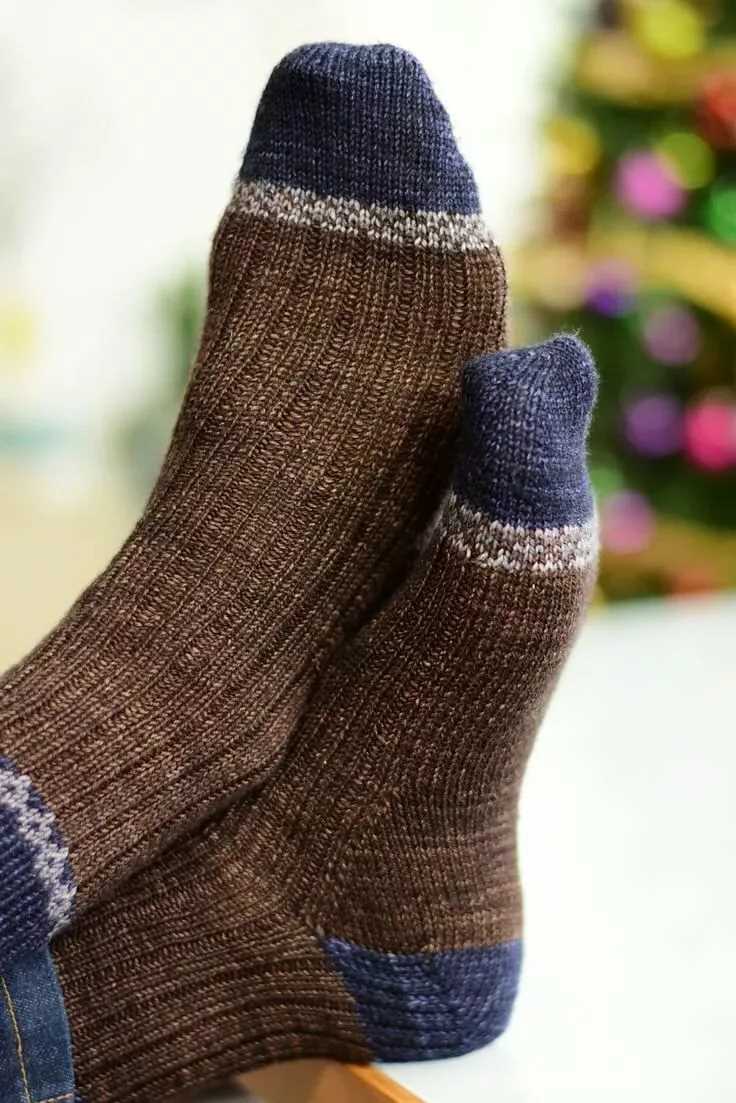 Men's socks pattern knitting