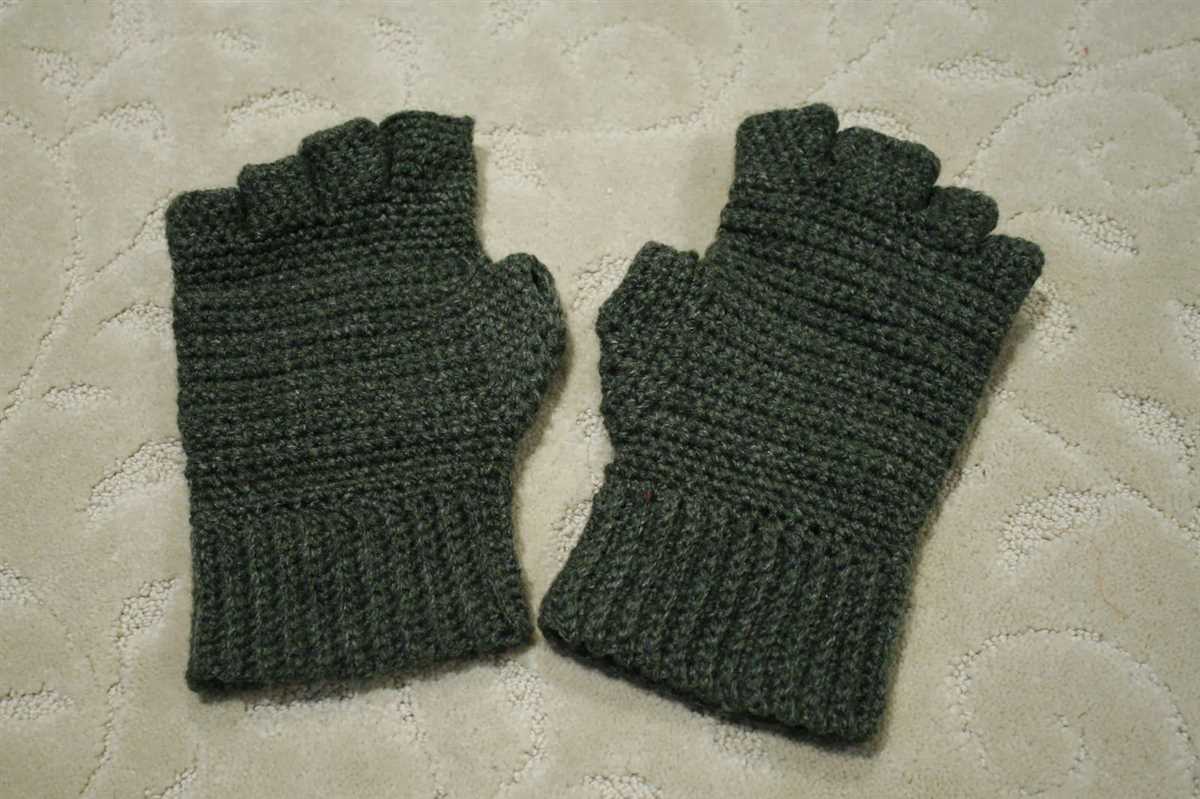 Mens fingerless gloves knitting pattern