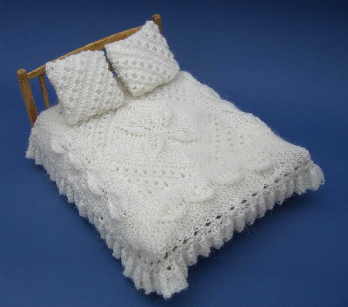 Mini knitting patterns